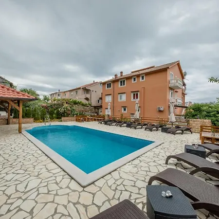 Appartement In With Seaview, Terrace, Air Condition, Wifi *