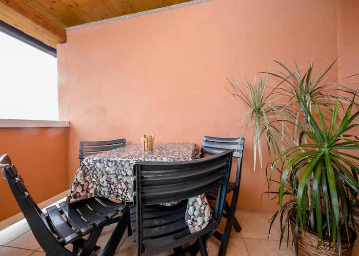 In With Seaview, Terrace, Air Condition, Wifi Appartamento