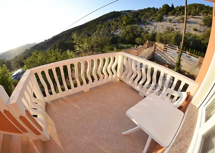 Appartamento In With Seaview, Terrace, Air Condition, Wifi