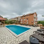 Apartament In With Seaview, Terrace, Air Condition, Wifi *
