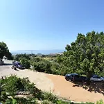 Apartman In With Seaview, Terrace, Air Condition, Wifi