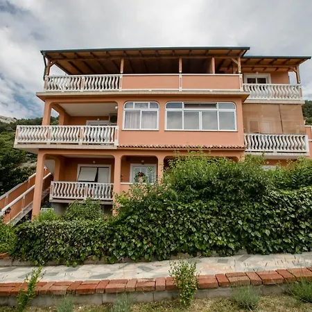 In With Seaview, Terrace, Air Condition, Wifi Apartamento *